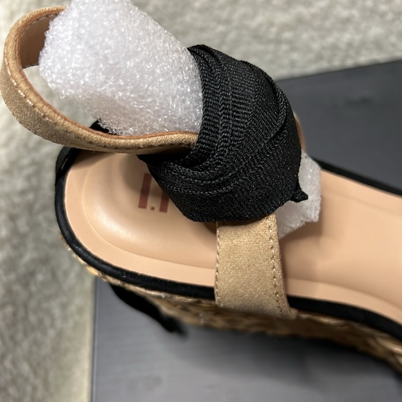 I.N.C. International Concepts Moniquee Espadrille Wedge Sandals, Size 10 & 10.5 - Picture 4 of 7